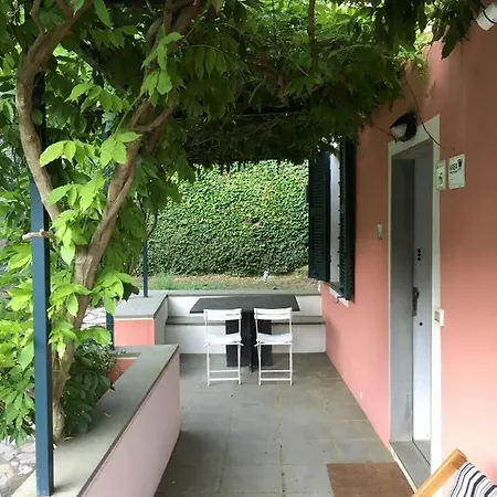 Seaside Between Portofino And Cinque Terre זואליי